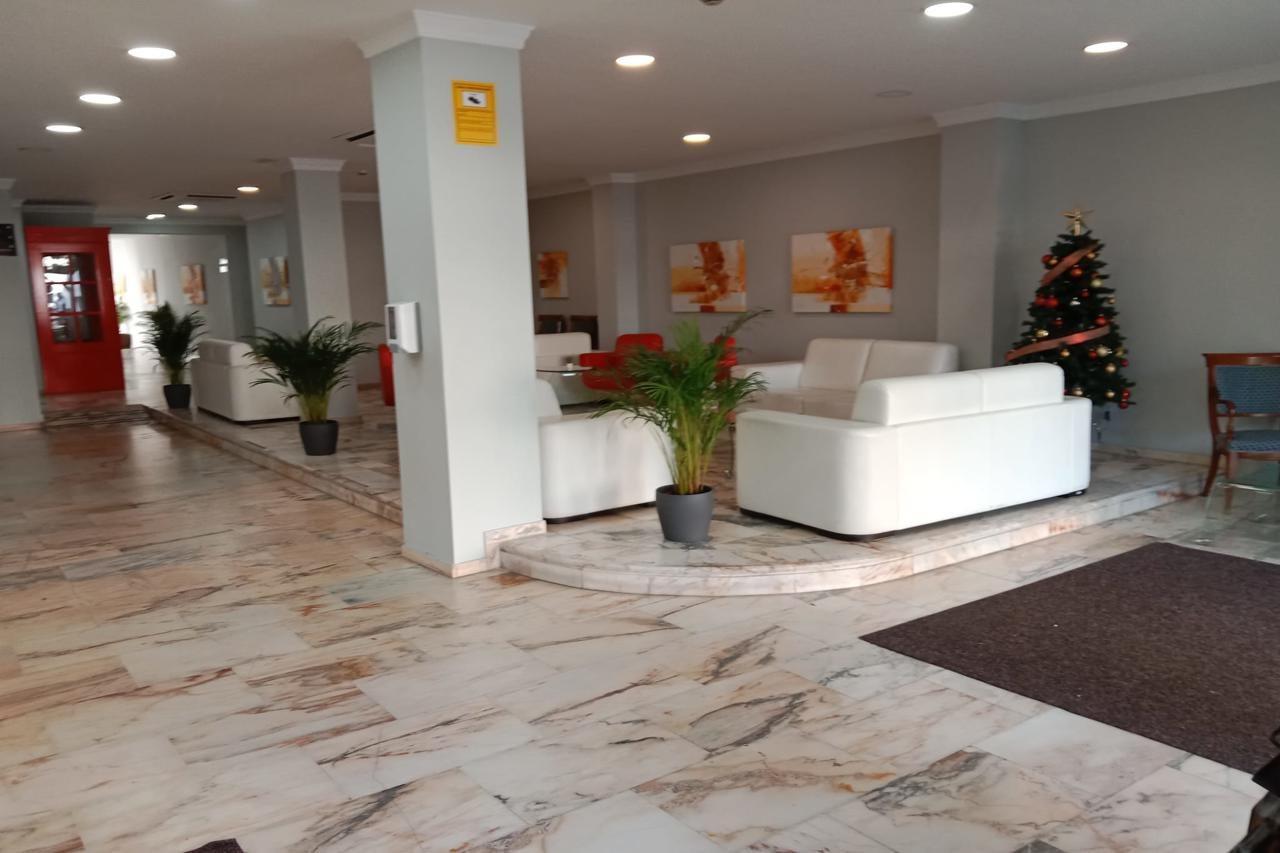 Hotel Trafalgar เฮเรซ เด ลาฟรอนเตรา ภายนอก รูปภาพ