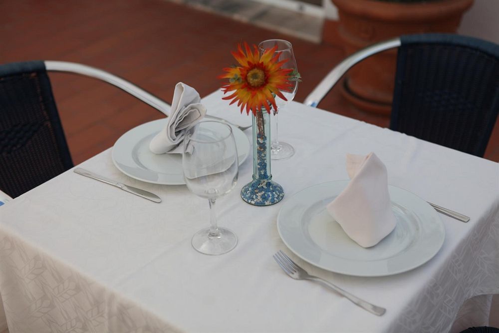 Hotel Trafalgar เฮเรซ เด ลาฟรอนเตรา ภายนอก รูปภาพ